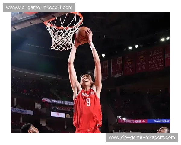 权杖的交接与时代的裂痕：当“大魔王”遇上“最后的大哥”，周琦与易建联的宿命之战